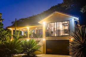 Casa del Artista 4bed,4 bath Ocean view home